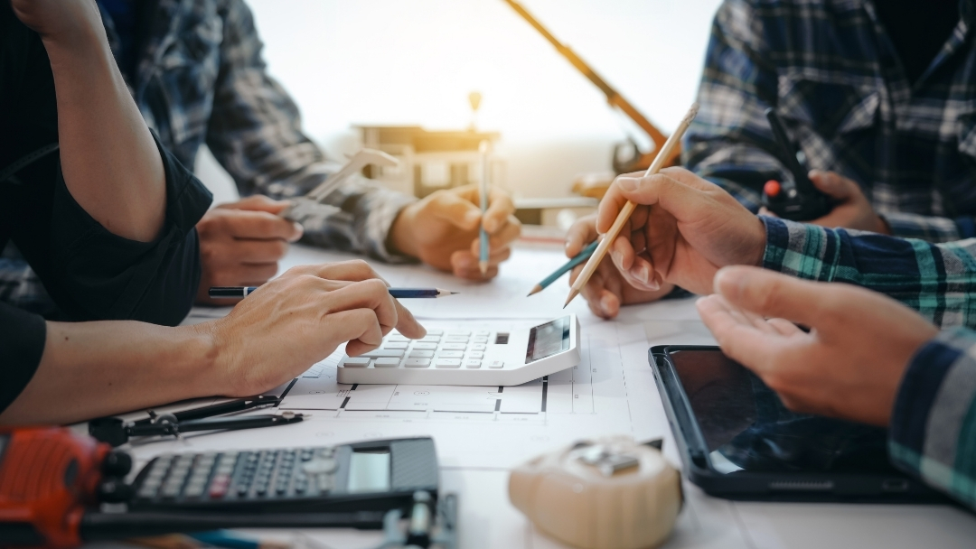 Read more about the article Why Contractors Lose Bids? A Data-Driven Look at the Construction Bidding Process